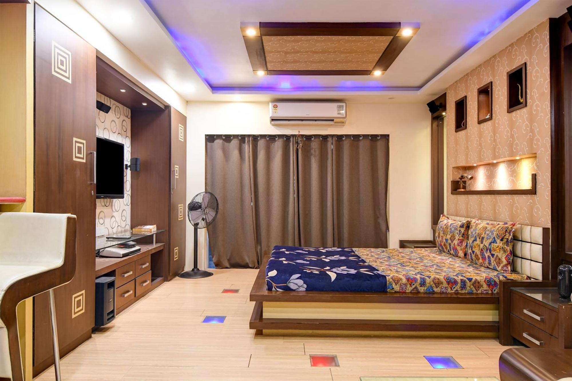 Hotel Urban Asia Колката Екстериор снимка