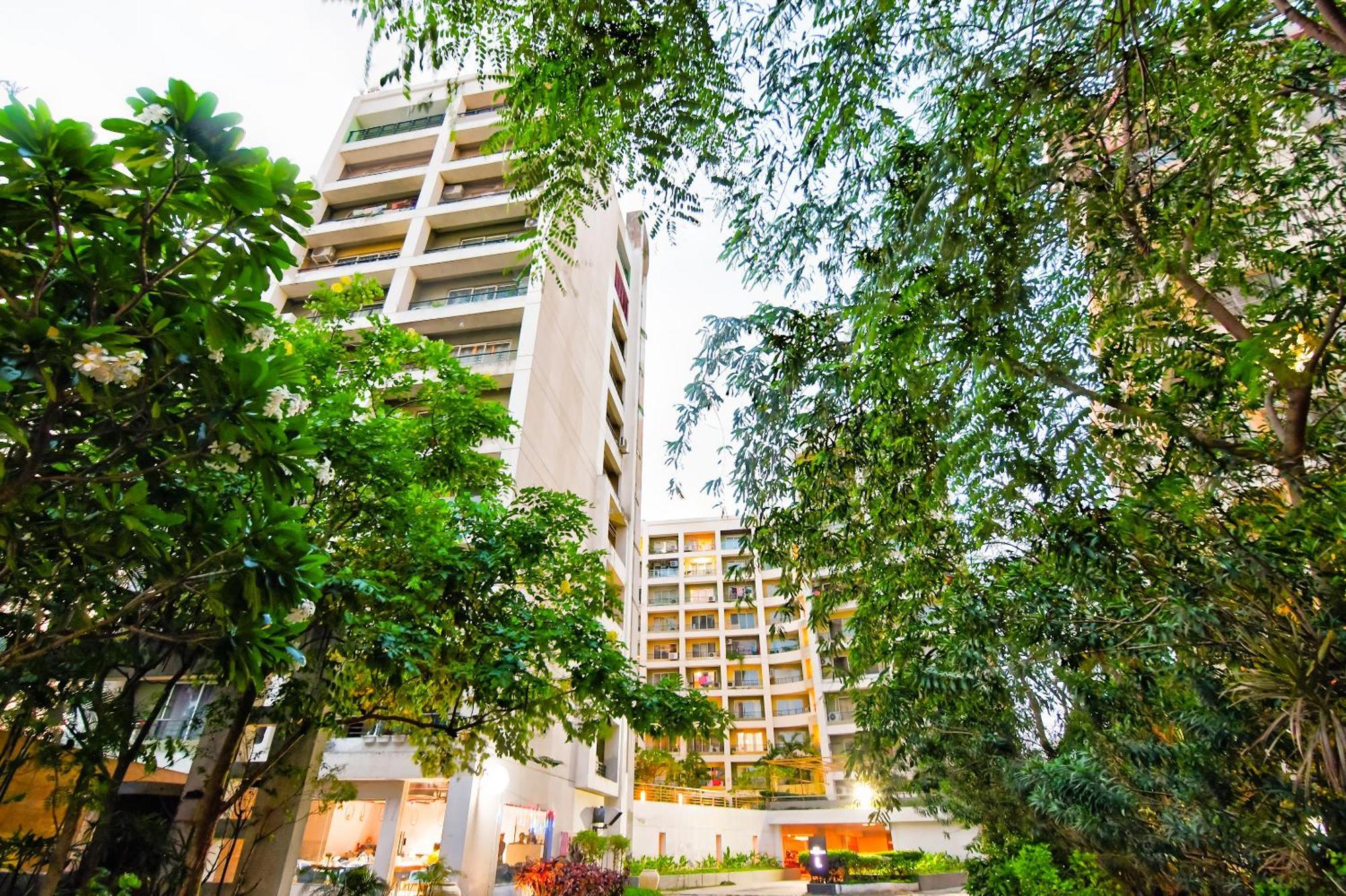 Hotel Urban Asia Колката Екстериор снимка
