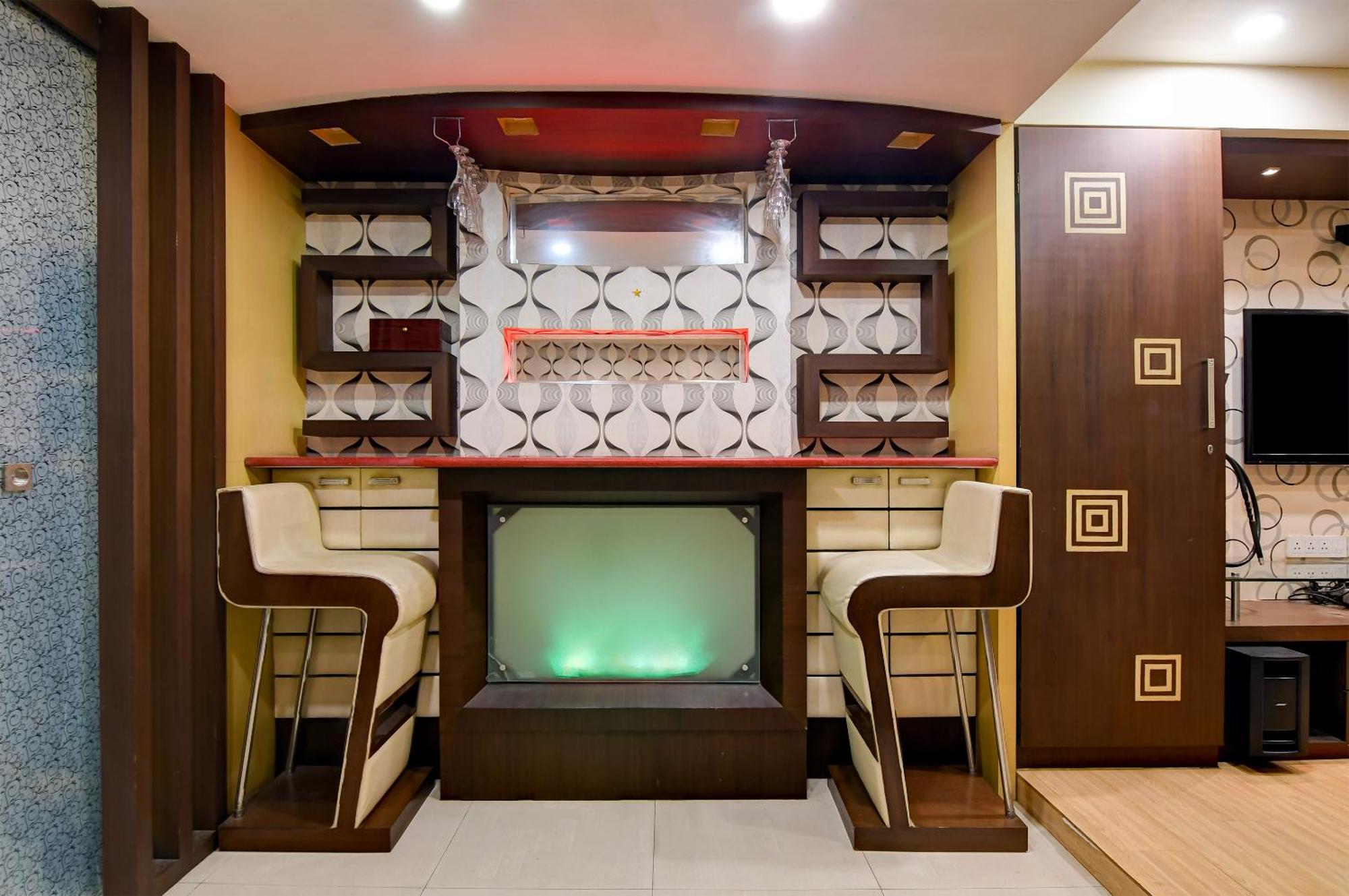 Hotel Urban Asia Колката Екстериор снимка